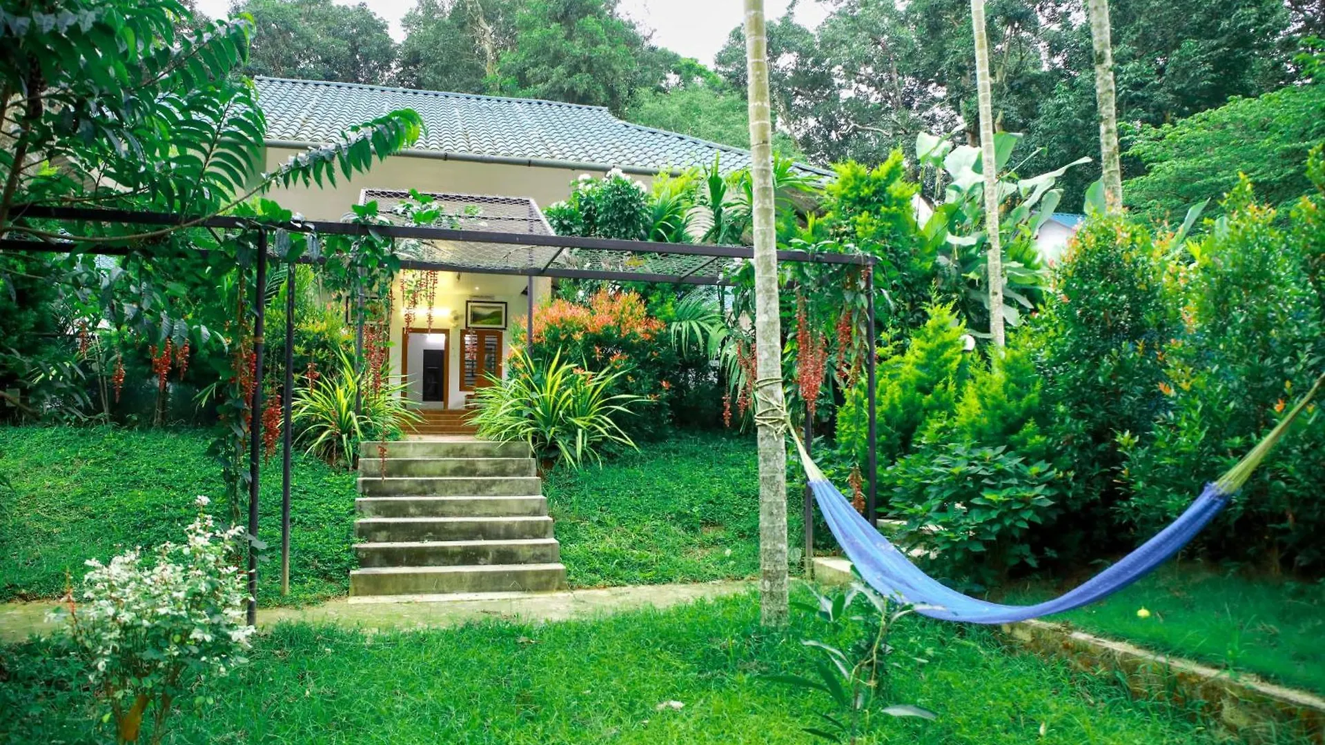 Green Aura Private Villas 苏丹巴特利