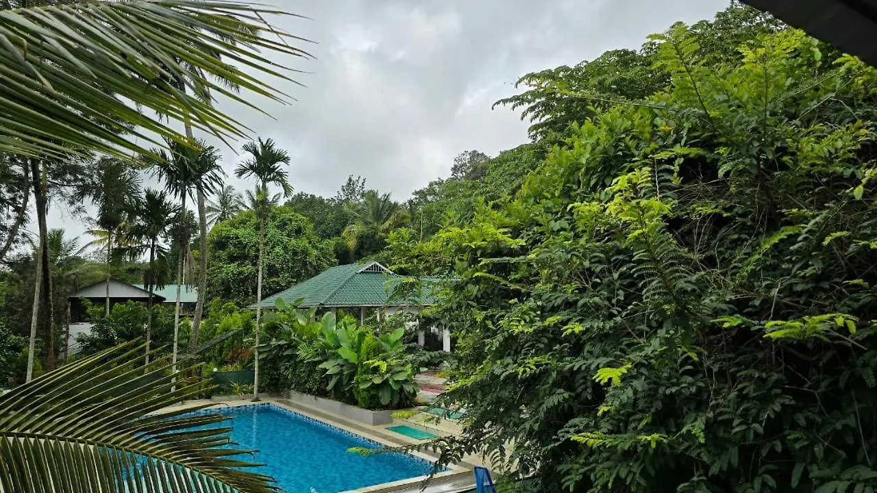 Green Aura Private Villas Sultan Bathery Indien